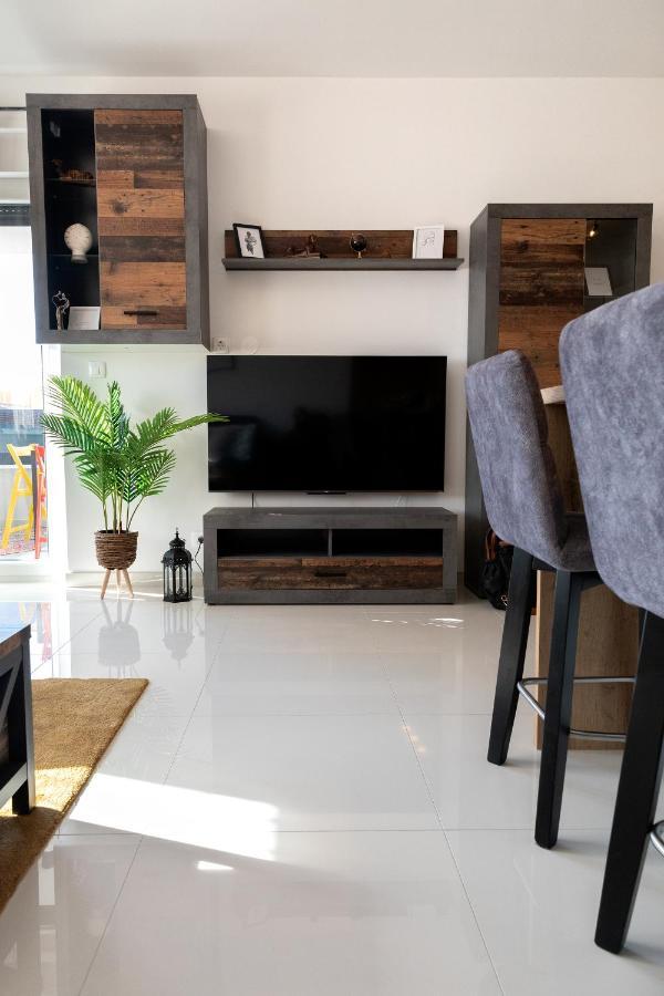 Sunny Island Apartment Трогир Экстерьер фото