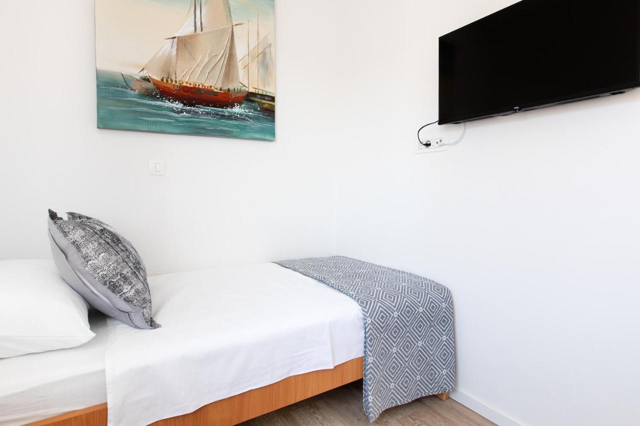 Sunny Island Apartment Трогир Экстерьер фото